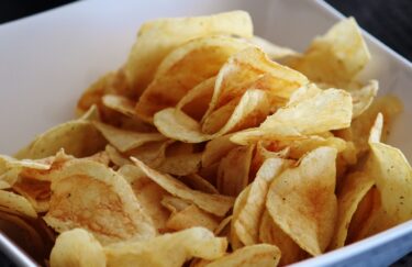 ポテトチップスを冷凍保存する方法！湿気知らずでサクサク美味しく食べるコツ